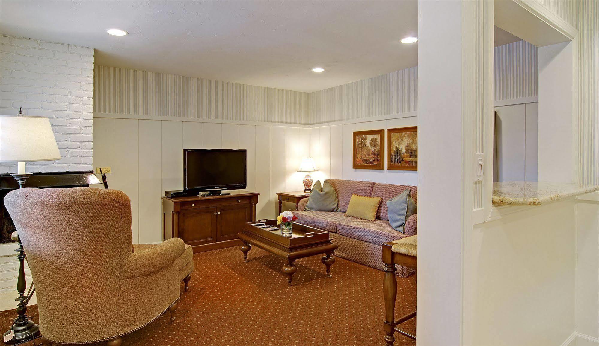 Wayside Inn Carmel-by-the-Sea Exterior photo