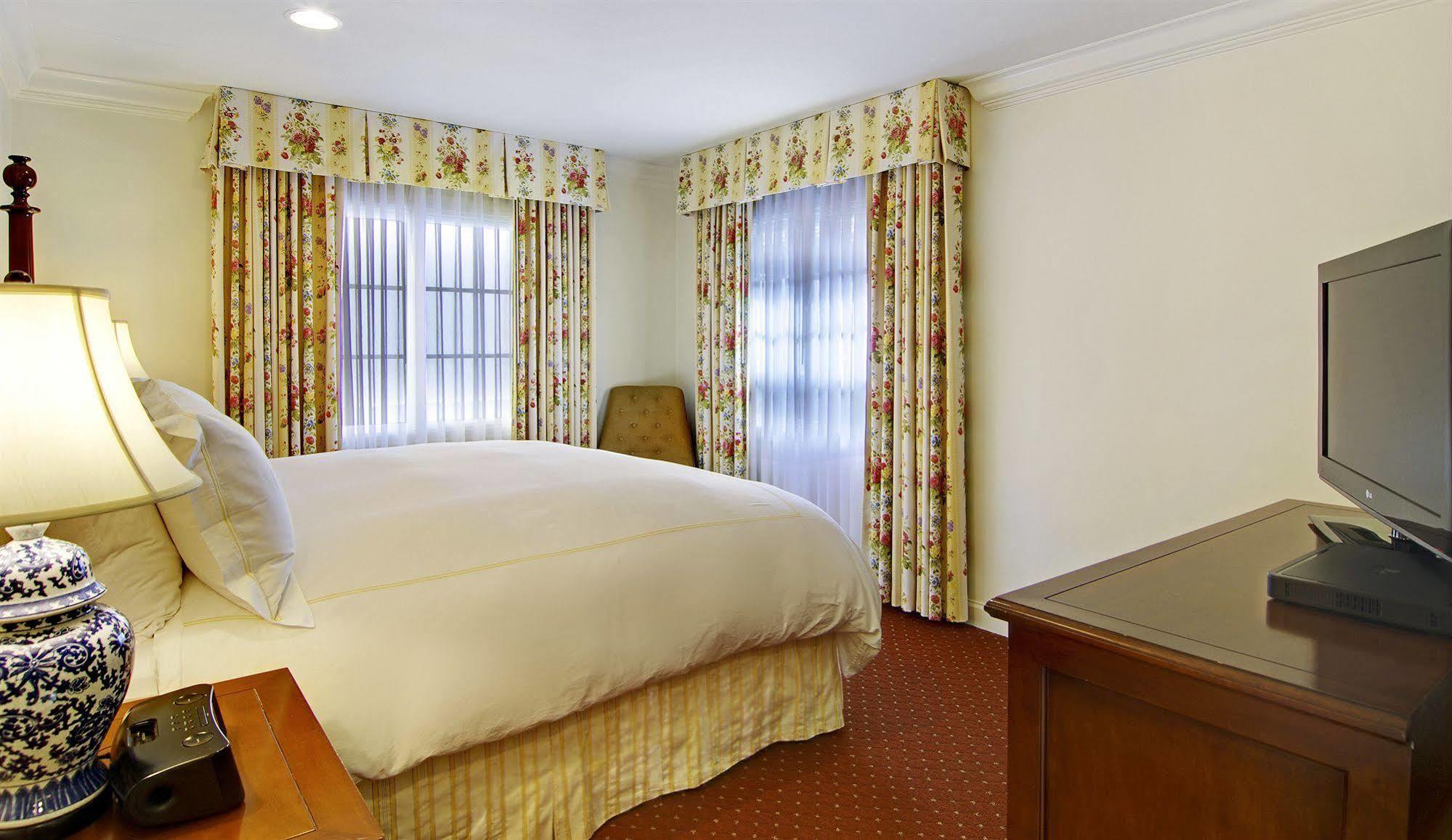 Wayside Inn Carmel-by-the-Sea Exterior photo