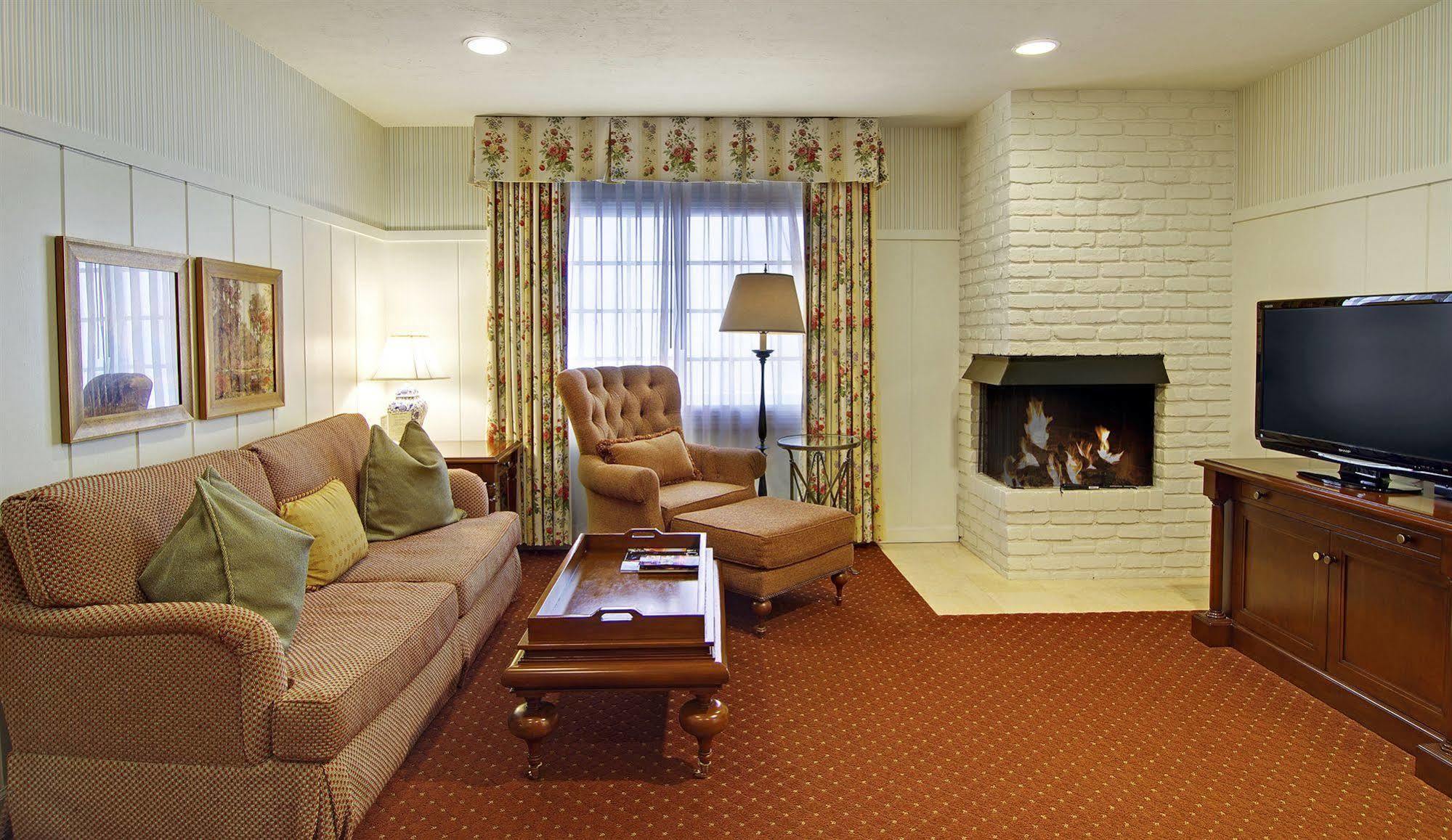 Wayside Inn Carmel-by-the-Sea Exterior photo